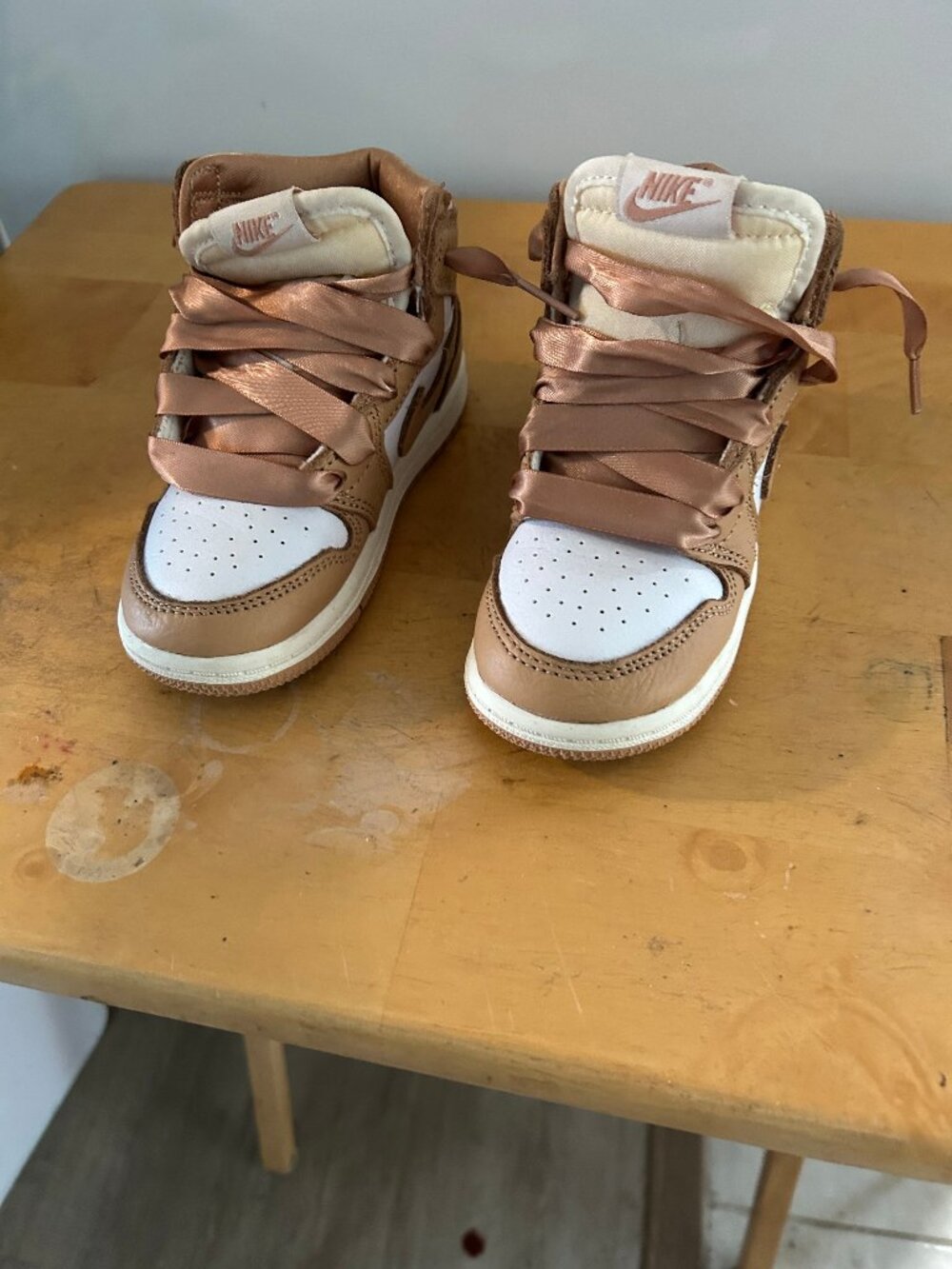 Niki Air Jordan Sneakers Size 8C